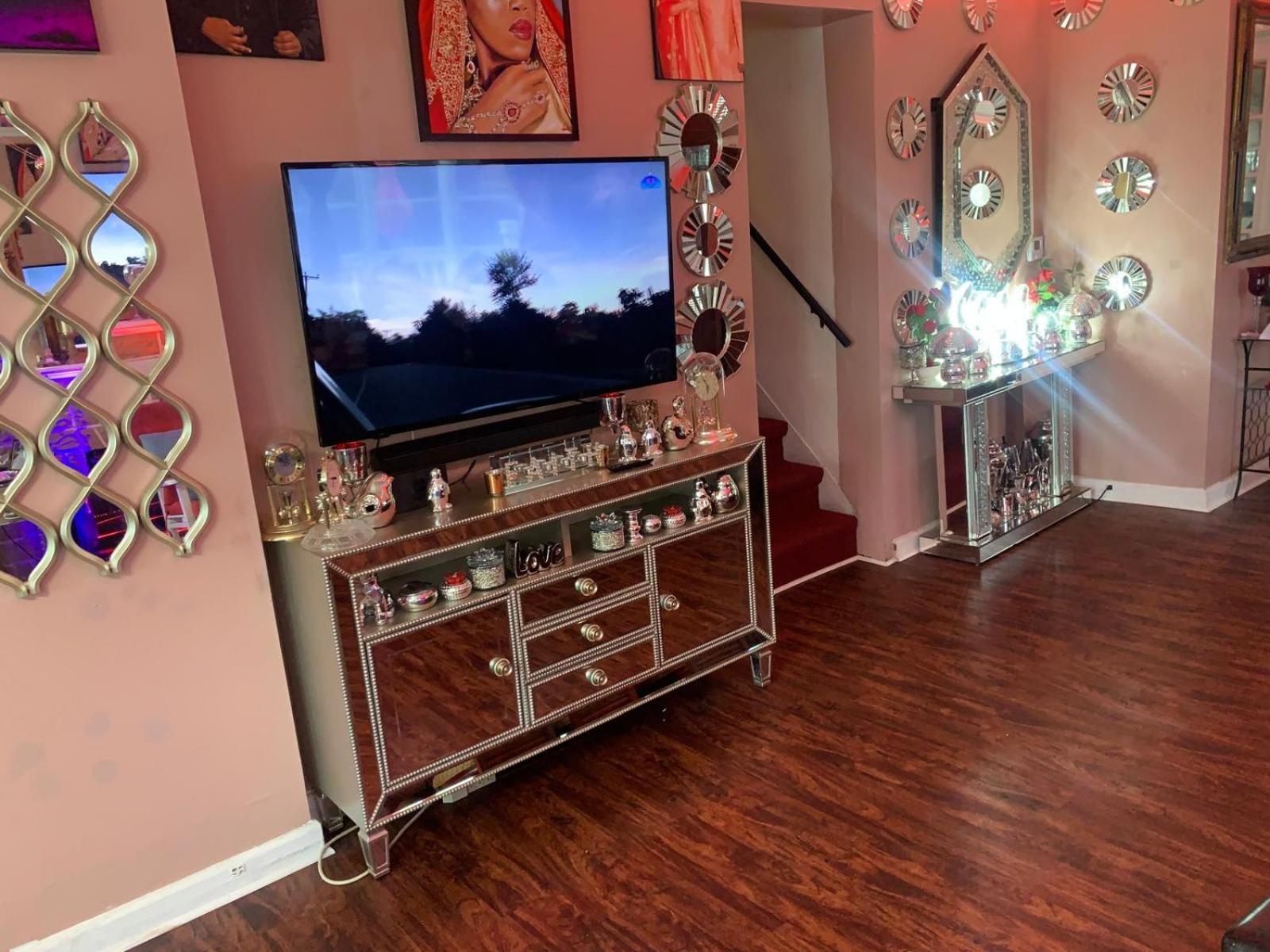Ambassador Luxury Room 詹姆斯敦 外观 照片